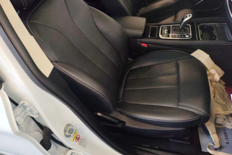 Used BYD Song MAX 2021 Upgraded Model 1.5T Automatic Prestige 6-Seater Right Front Seat