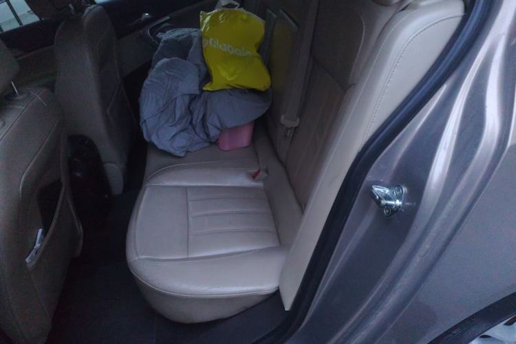 Used Buick Regal 2012 2.4L SIDI Elite Edition Left Rear Seat