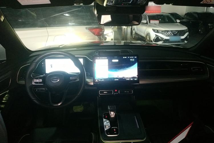 Used GAC Trumpchi GS8 2025 Linghang Series 2.0 TGDI Four-Wheel-Drive Luxury Edition 5 Seats