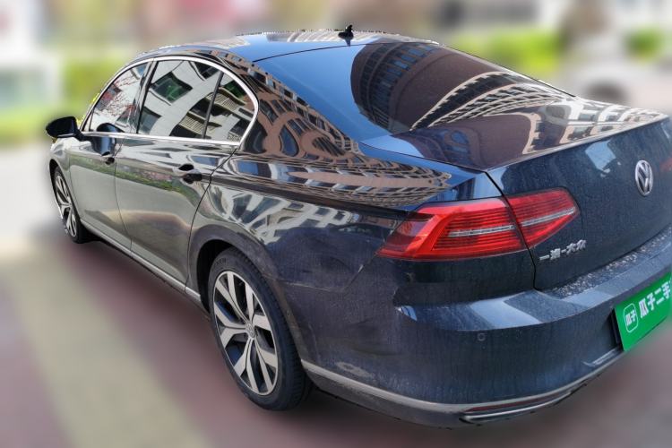 Used Volkswagen Magotan 2018 330TSI DSG Luxury Model Rear Left 45 Deg