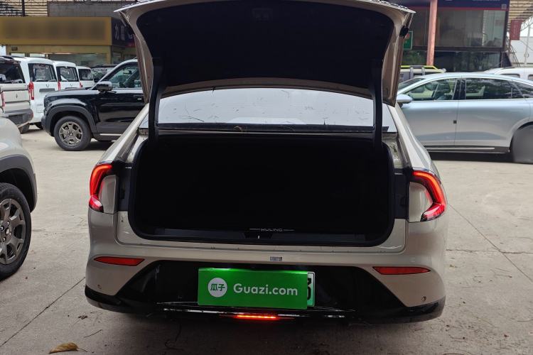 Used Wuling Xingguang 2024 Co-Creation Edition 510 Advanced Model
