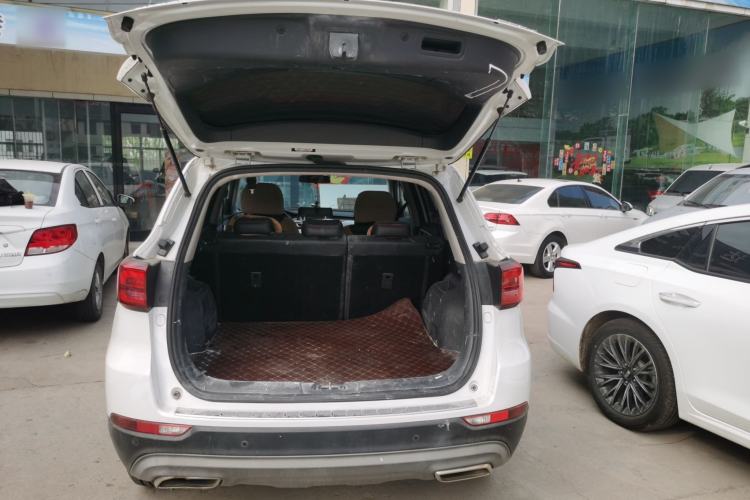 Used CHANGAN CS75 2020 280T DCT Luxury Version China VI Standard Trunk