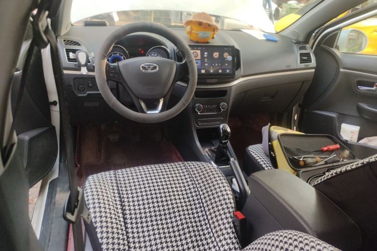 Used Cowin E3 2018 1.5L Manual Luxury Model
