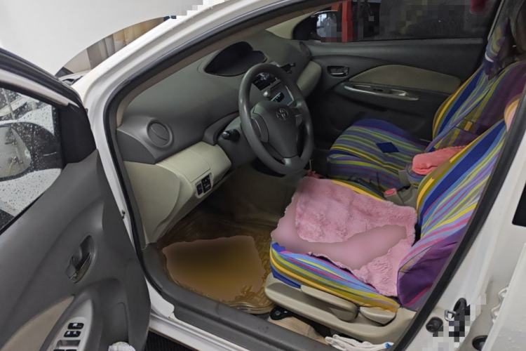 Used Toyota Vios 2011 1.6L GL-i Sunroof Version AT Driver Seat