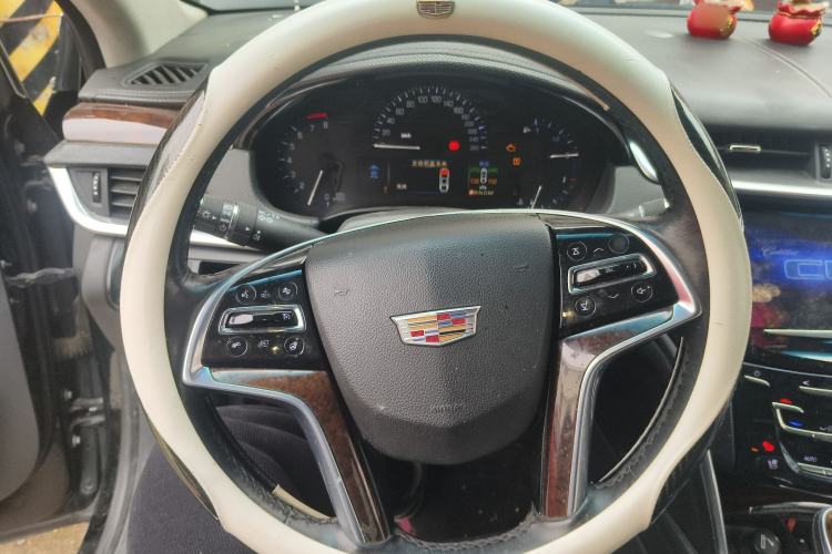 Used Cadillac XTS 2016 28T Luxury Model