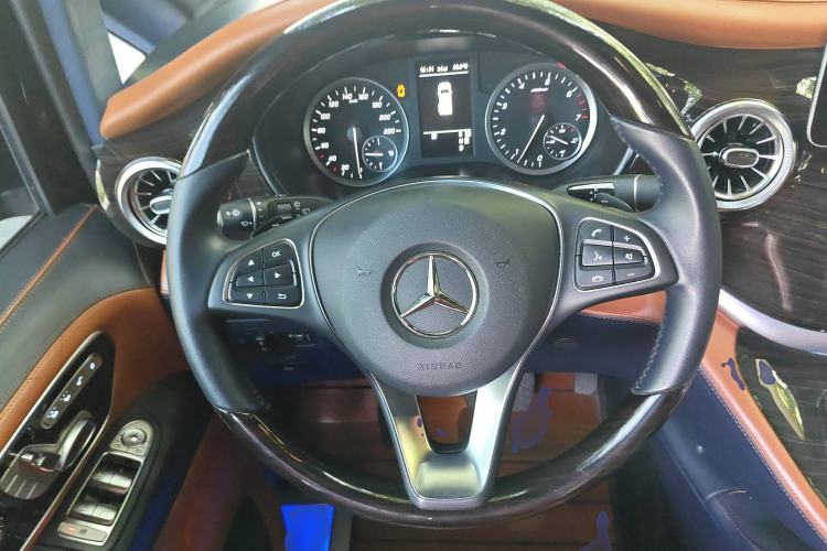 Used Mercedes-Benz Vito 2021 2.0T Business Version 7 Seats