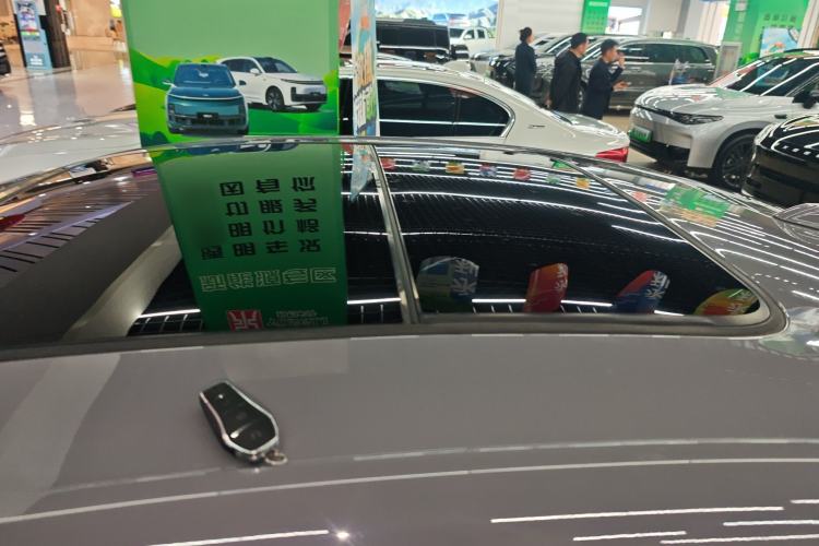 Used BYD Han 2025 DM-i Intelligent Driving Edition 125KM LiDAR Flagship Model
