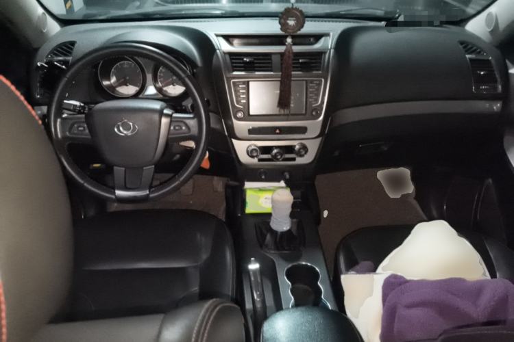 Used Geely Auto GX7 2015 Classic Edition 1.8L Manual Elite Model China IV Center Console