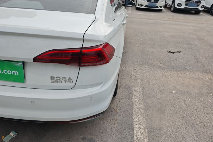 Used Volkswagen Bora 2021 280TSI DSG Elite Smart Connectivity Version Right Rear Taillight