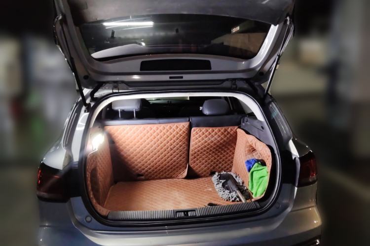 Used Roewe Ei5 2019 Luxury Edition Trunk