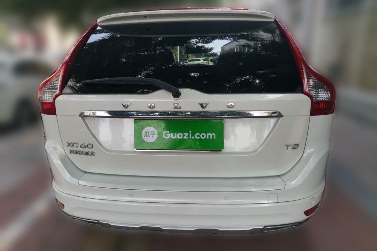 Used Volvo XC60 2016 T5 Smart Upgrade Model
