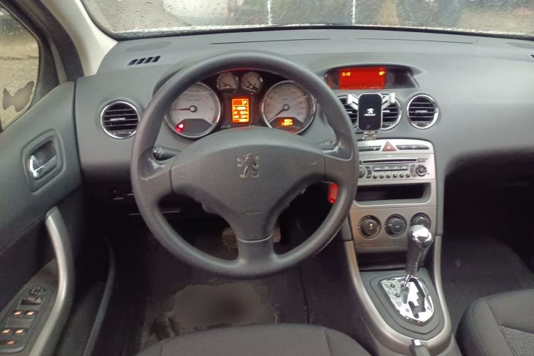 Used Peugeot 408 2011 2.0L Automatic Comfort Edition Steering Wheel