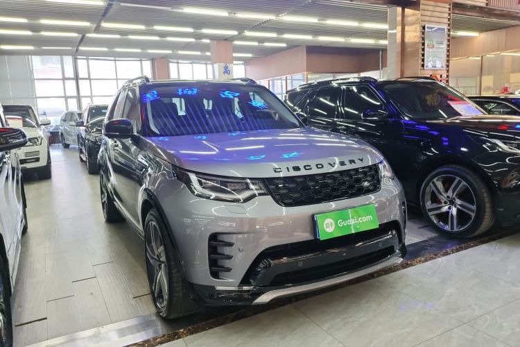 Used Land Rover Discovery 2021 360 PS R-Dynamic HSE Front Right 45 Deg