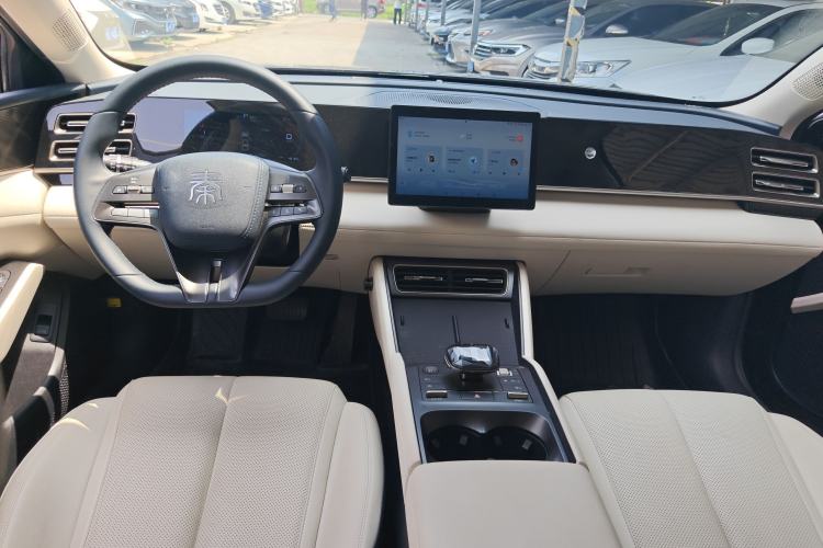 Used BYD Qin L 2024 DM-i 80KM Leading Model
