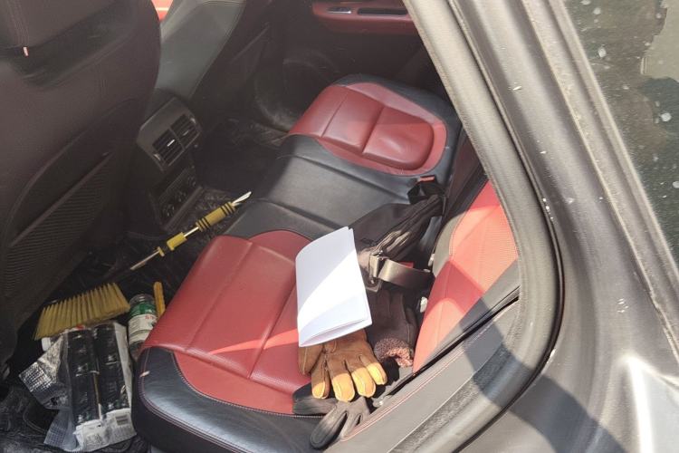 Used Jaguar F-PACE 2016 2.0T Two-Wheel-Drive R-Sport Sport Edition
