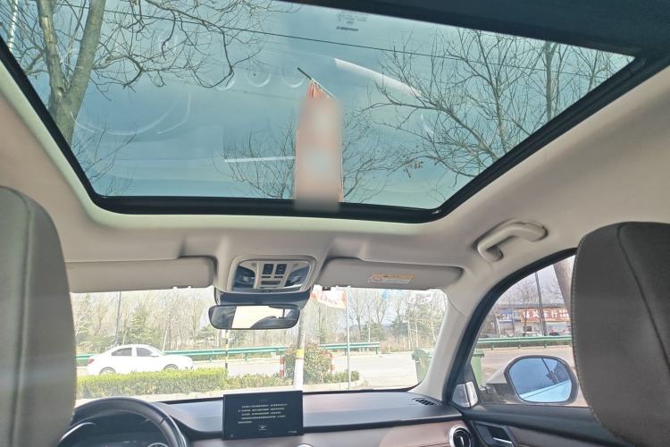 Used Wey VV6 2018 2.0T Two-Wheel-Drive Ultra-Luxury Version China V Standard