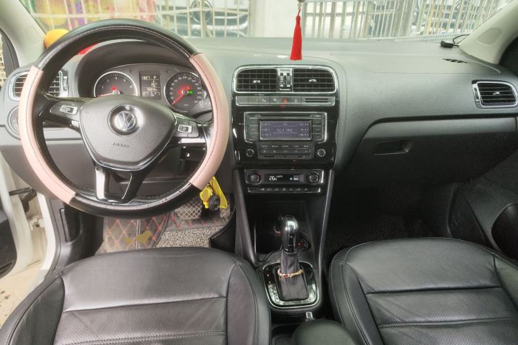 Used Volkswagen Polo 2014 1.6L Automatic Luxury Edition
