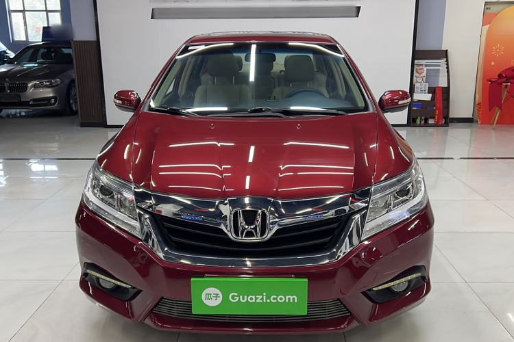 Used Honda Crider 2013 1.8L automatic luxury edition
