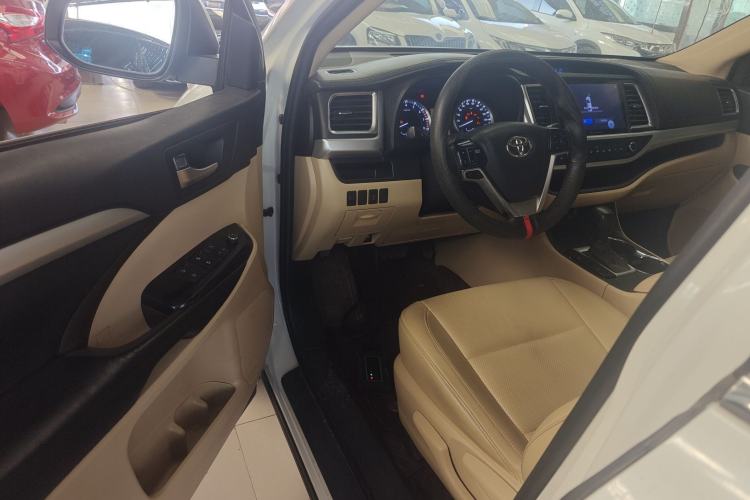 Used Toyota Highlander 2021 2.0T Four-Wheel Drive Elite Edition 7-Seater
