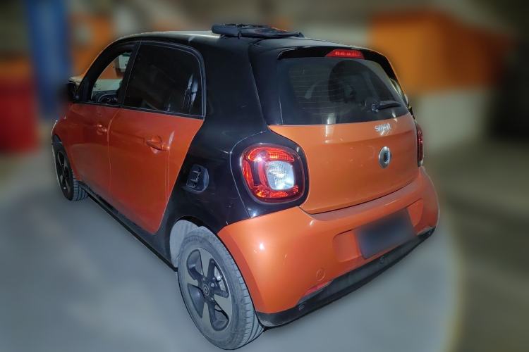 Used smart forfour 2018 1.0L 52kW Passion Edition Rear Left 45 Deg