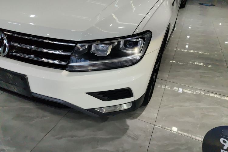 Used Volkswagen Tiguan L 2020 330TSI Automatic Two-Wheel Drive Luxury Edition China VI Standard
