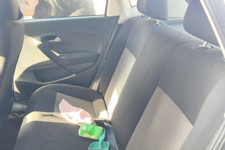 Used Volkswagen Polo 2011 1.4L Manual ZhiShang Edition Left Rear Seat