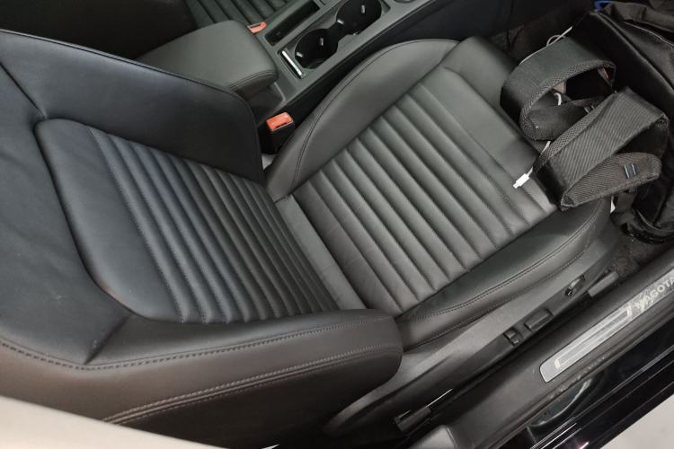 Used Volkswagen Magotan 2018 330TSI DSG Advanced Model
