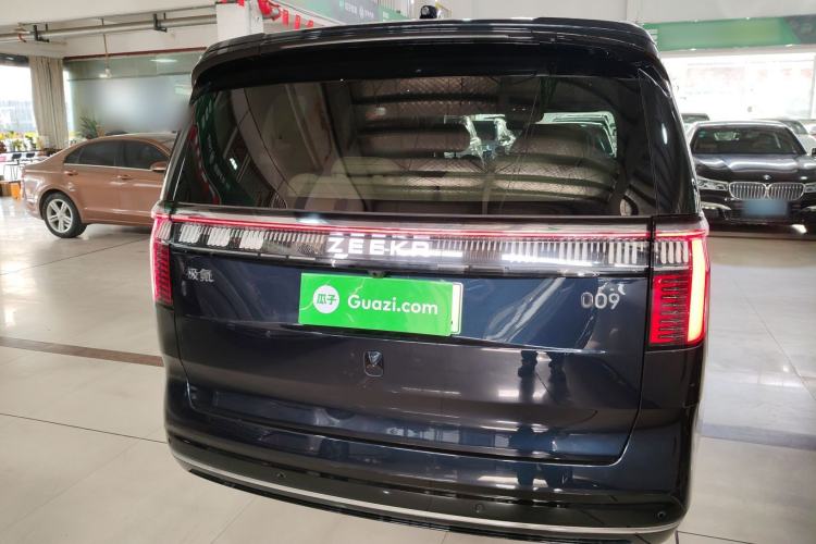 Used Zeekr 009 2022 WE Edition