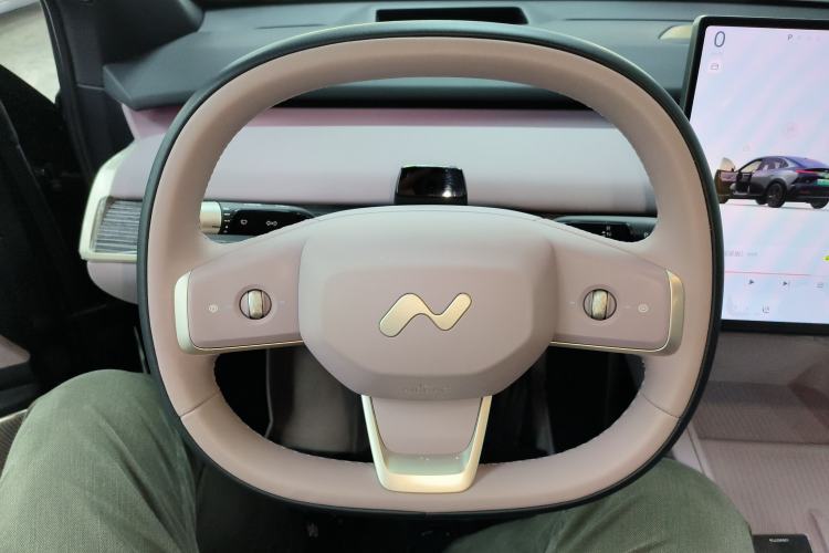 Used ONVO L60 2025 Model—60 kWh Rear-Wheel-Drive Version
