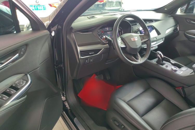Used Cadillac XT4 2022 28T Two-Wheel-Drive Luxury Version Driver Seat