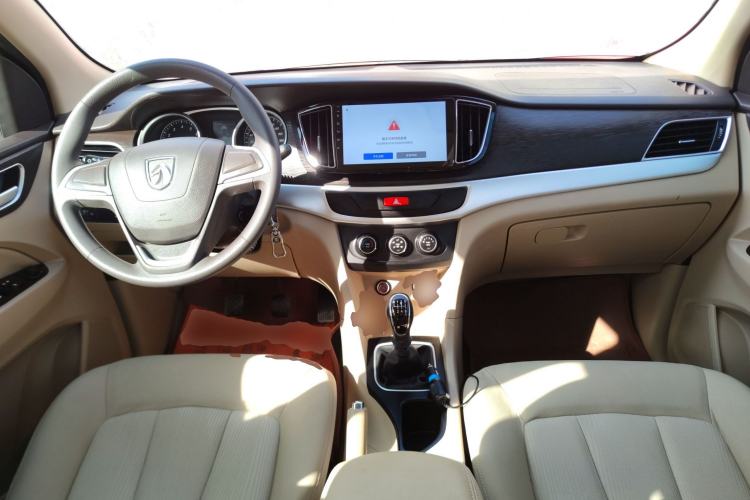 Used Baojun 730 2019 1.5L Manual Value Edition 7 Seats China VI Emission Standard