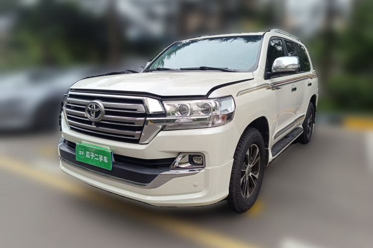 Used Toyota Land Cruiser 2013 5700 Middle East Version