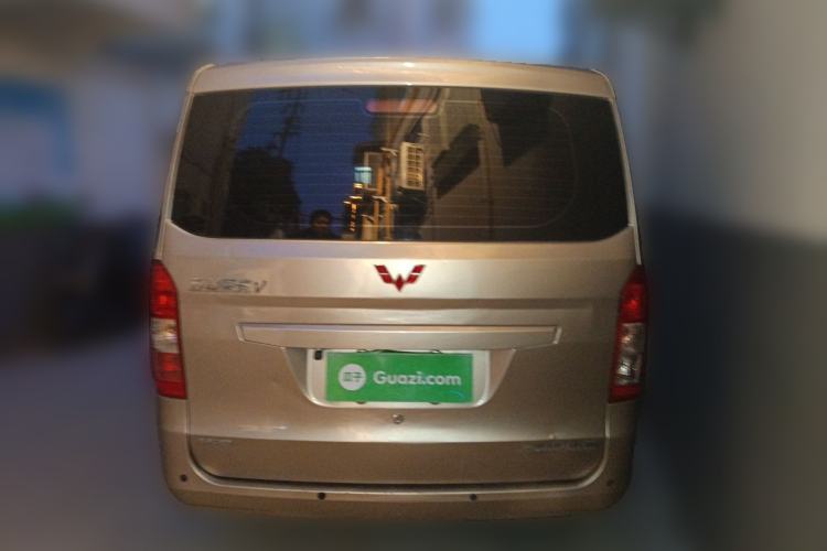 Used Wuling Rongguang V 2018 1.5L Standard Version Rear