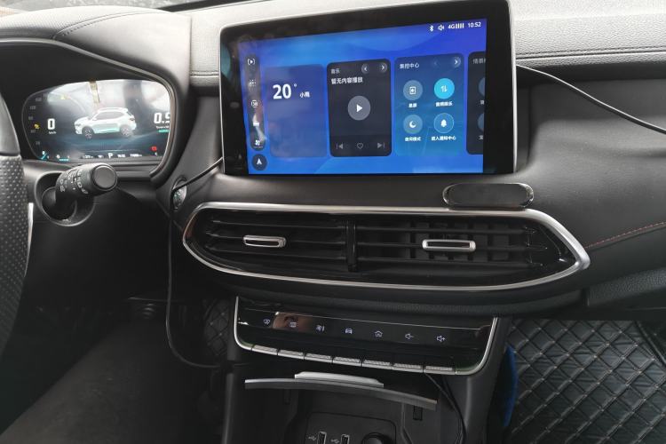 Used MG HS 2019 30T Automatic 2WD Trophy Supreme Edition China VI Standard Audio And AC Panel