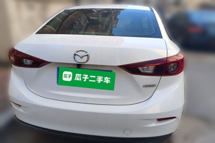 Used Mazda 3 Axela 2014 Sedan 1.5L Manual Comfort Model Rear