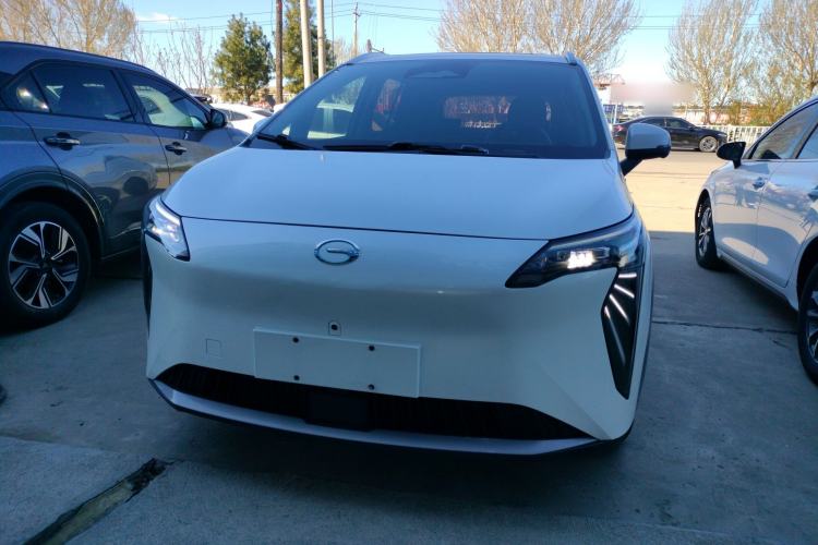 Used AION Y 2023 Younger Star Edition