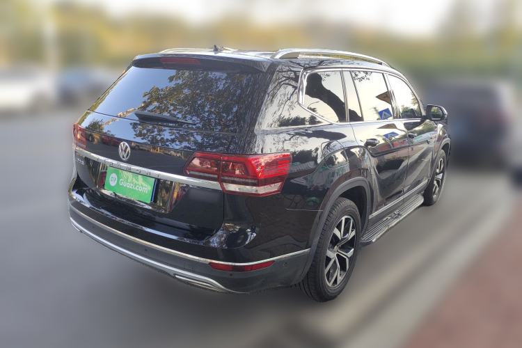 Used Volkswagen Teramont 2017 530 V6 Four-Wheel Drive Luxury Edition Rear Right 45 Deg