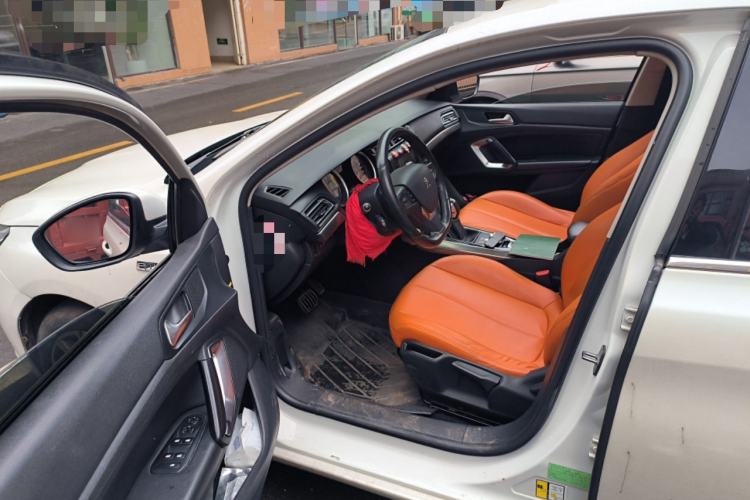 Used Peugeot 408 2015 1.2T Automatic Luxury Edition Driver Seat