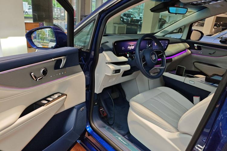 Used Buick GL8 New Energy 2024 Lu Zun Luxury Edition 6-Seater
