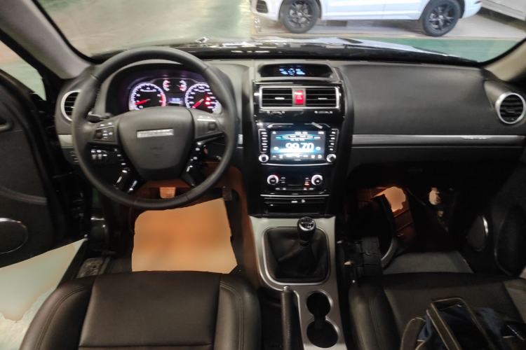 Used Haval H5 Classic 2016 Classic Edition 2.0T Manual Two-Wheel Drive Elite Model
