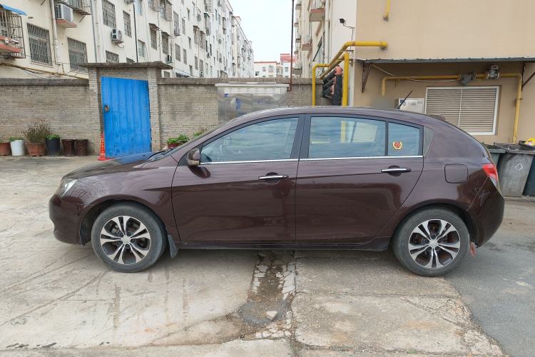 Used Geely Auto Classic Emgrand 2013 Hatchback 1.5L Manual Luxury Model
