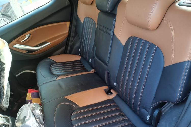 Used Soueast DX7 2017 1.5T Automatic Luxury Model Left Rear Seat