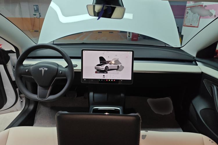 Used Tesla Model 3 2022 Rear-Wheel-Drive Version Center Console