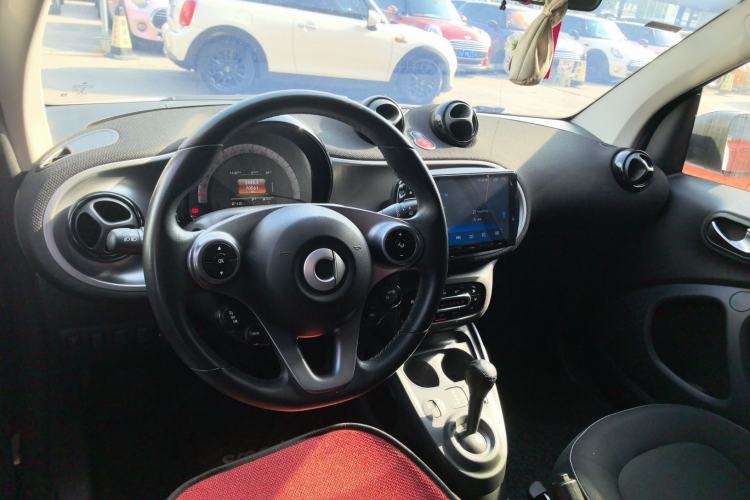 Used smart fortwo 2018 1.0L 52kW Hardtop Passion Edition China V Standard