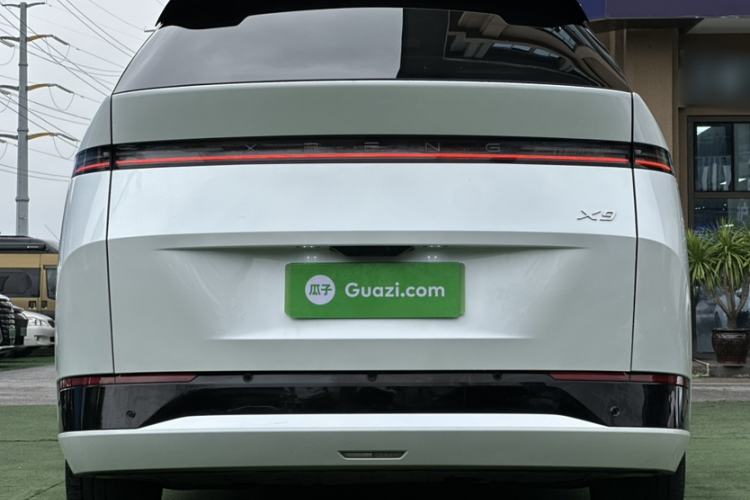 Used XPeng X9 2024 610 Long-Range Pro
