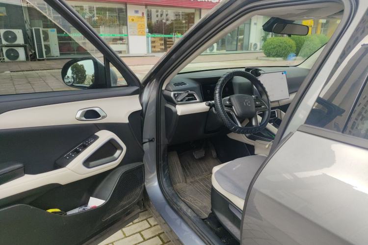 Used BYD Yuan UP 2024 401KM Leading Edition
