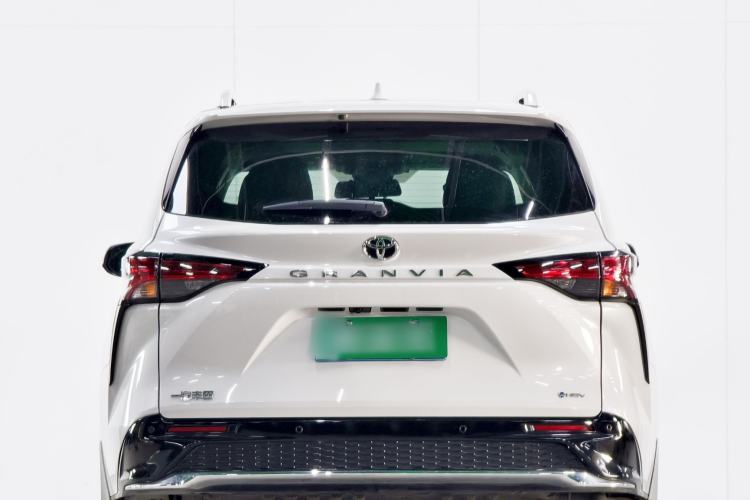 Used Toyota Granvia 2024 2.5L Hybrid Comfort Edition