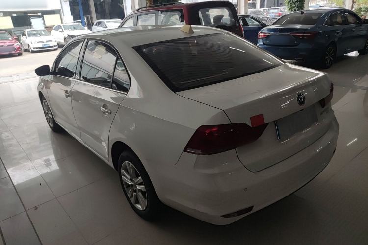 Used Volkswagen Santana 2016 1.6L Automatic Comfort Edition