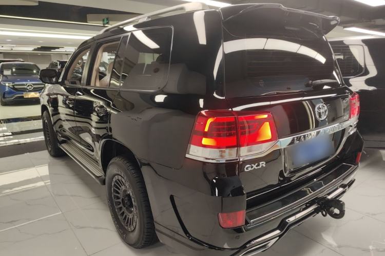 Used Toyota Land Cruiser 2015 4.0L V6 Middle East Limited Edition
