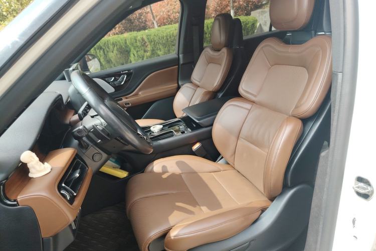 Used Lincoln Aviator 2021 3.0T V6 All-Wheel-Drive Executive Edition
